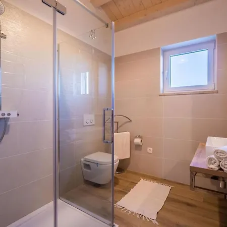 Arkaim Comfortable Holiday Divšići
